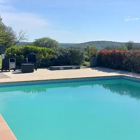 Semesterbostad La Petite Grange