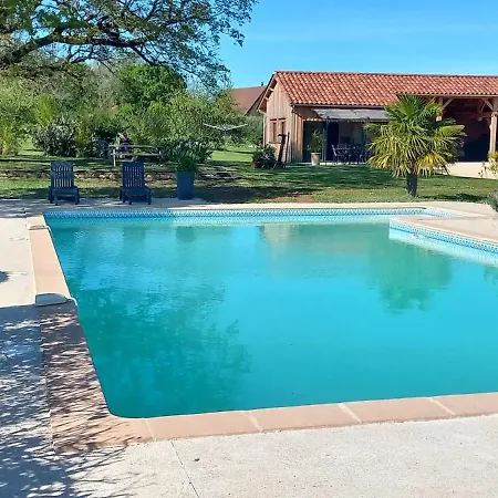 La Petite Grange Holiday home Saint-Martin-Labouval